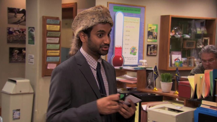 Parks and Recreation — s02e20 — Summer Catalog