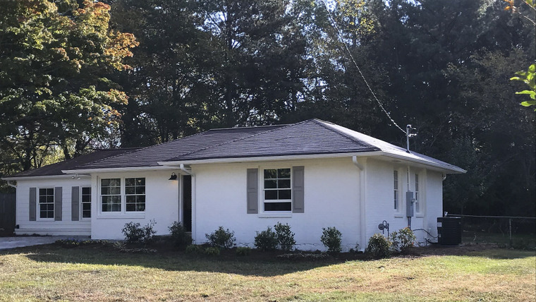 Flip or Flop Atlanta — s01e10 — Shut Down in a New Town