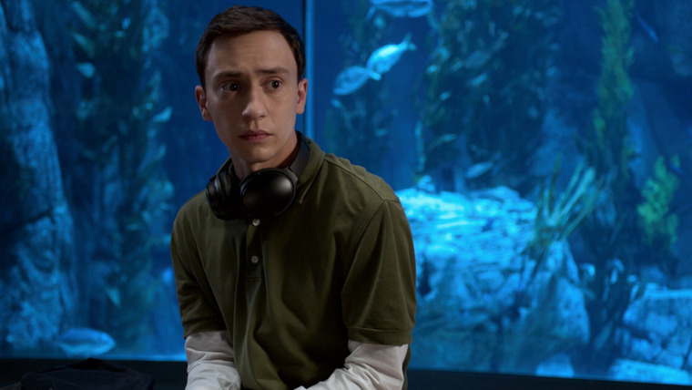 Atypical — s04e02 — Master of Penguins
