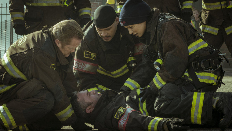 Chicago Fire — s06e12 — The F is For