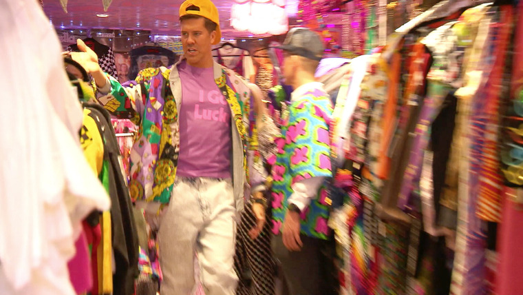 Million Dollar Listing: New York — s08e01 — Drumming Up Buyers