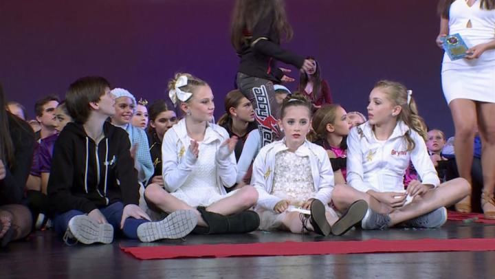 Dance Moms — s07e24 — There's A New Team in Town Part 2