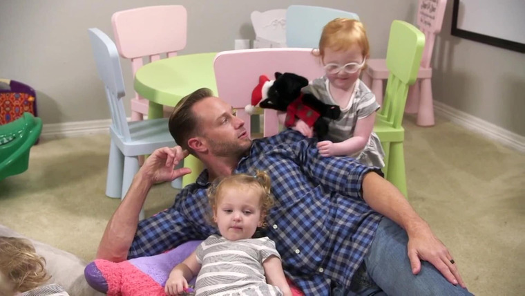 OutDaughtered — s04e04 — When Danielle's Away, the Quints Will Play