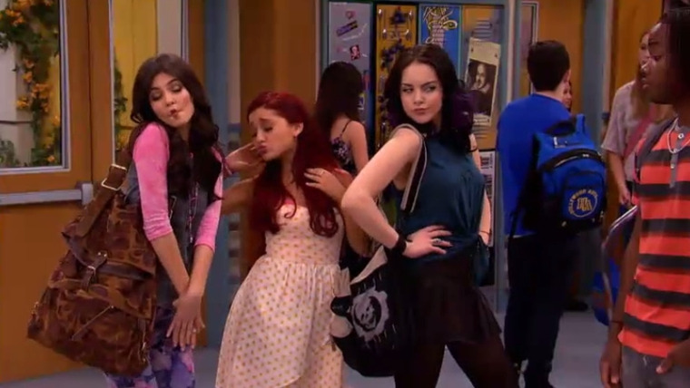 Victorious — s04e04 — Three Girls and a Moose