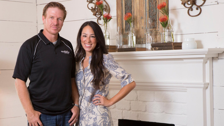 Fixer Upper — s01e02 — Young Family Embraces Revitalization Efforts Making Their Own History