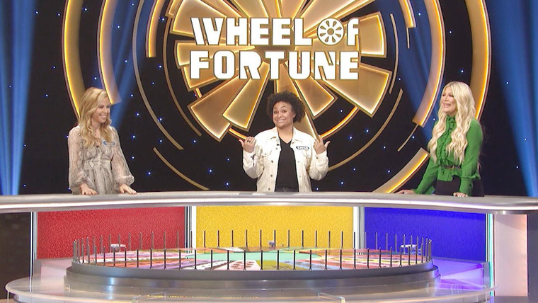 Celebrity Wheel of Fortune — s02e10 — Tara Lipinski, Raven-Symoné and Tori Spelling