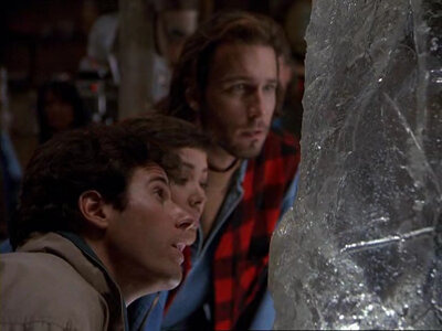 Northern Exposure — s03e06 — The Body in Question
