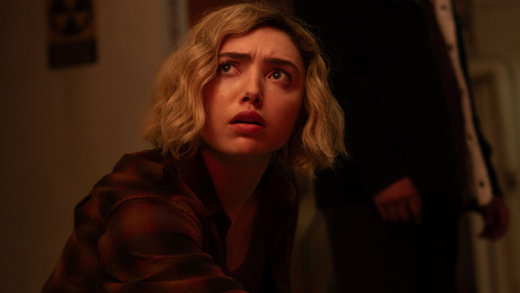 Призраки школы — s02e08 — Fire, Talk to Me