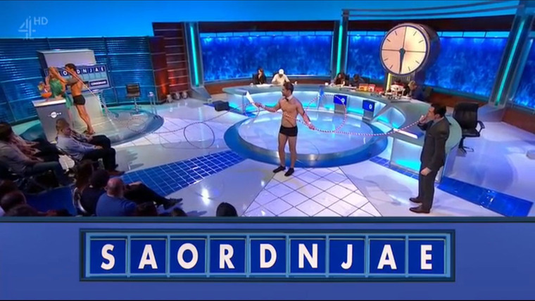 8 Out of 10 Cats Does Countdown — s11e07 — David Mitchell, Cariad Lloyd, Russell Howard, Sam Simmons