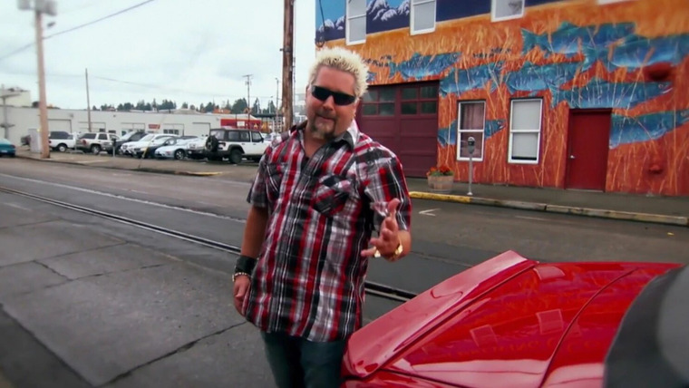 Diners, Drive-Ins and Dives — s2018e03 — By Land and Sea