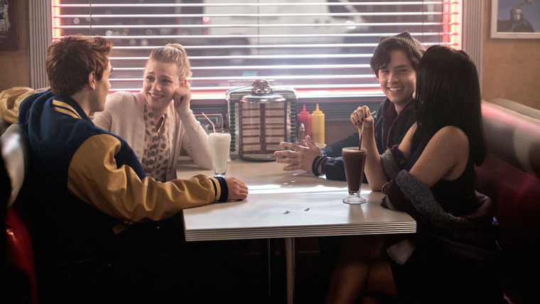 Riverdale — s01e02 — Chapter Two: A Touch of Evil