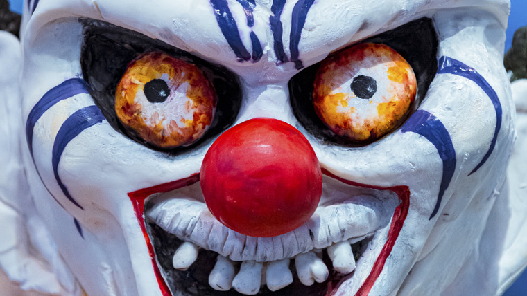 Halloween Wars — s13e04 — Killer Clowns!