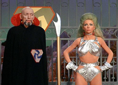 Звёздный путь — s02e16 — The Gamesters of Triskelion
