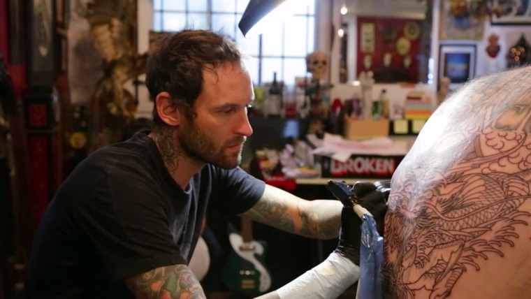 Самые плохие татуировки в Америке — s02e04 — Paying for a Tattoo with Beer