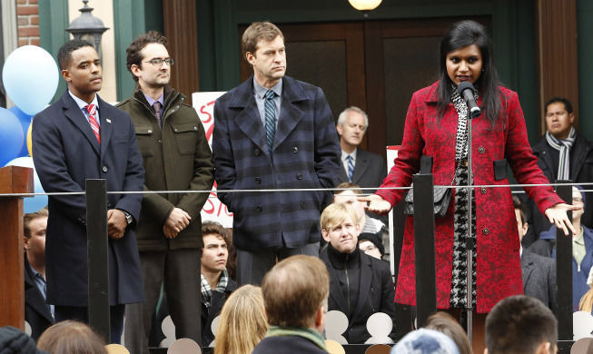 Проект Минди — s02e09 — Mindy Lahiri is a Racist