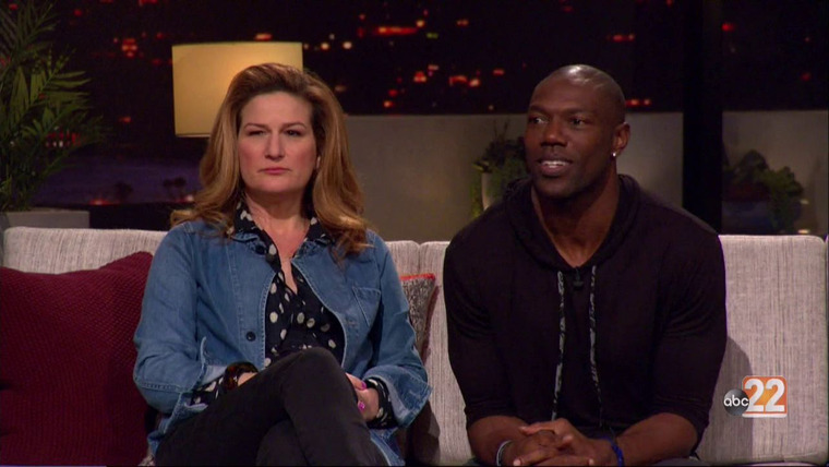 Celebrity Name Game — s03e52 — Ana Gasteyer & Terrell Owens
