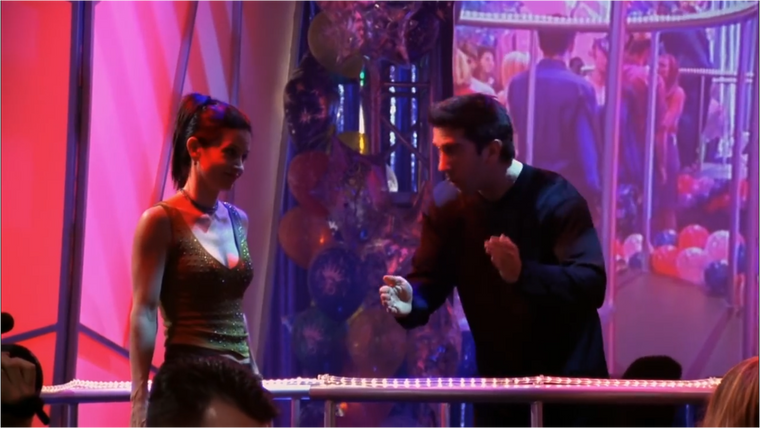 Друзья — s06e10 — The One With the Routine