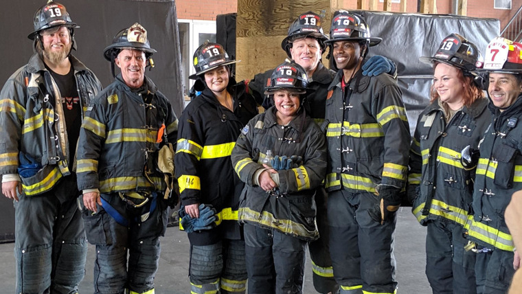 Rachael Ray — s13e139 — Rach & Celeb Friends Take On Denis Leary's FDNY Challenge + Big Surprise For 911 Dispatchers