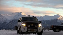 Полицейские на Аляске — s03e10 — Storm of the Century