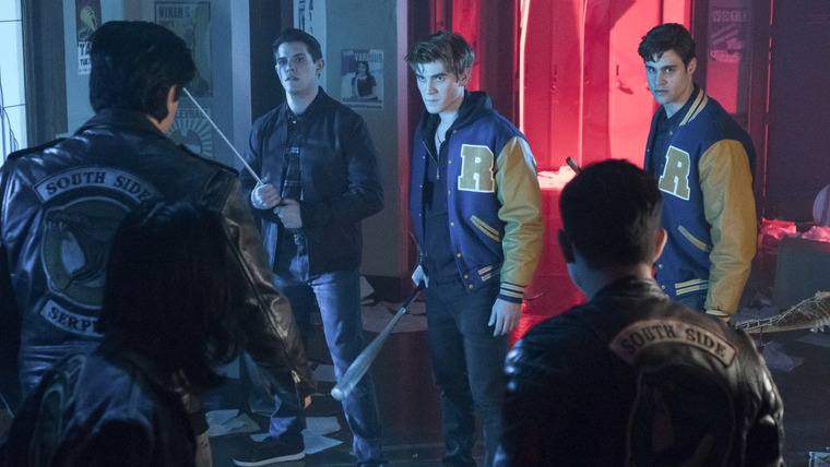 Riverdale — s02e21 — Chapter Thirty-Four: Judgment Night