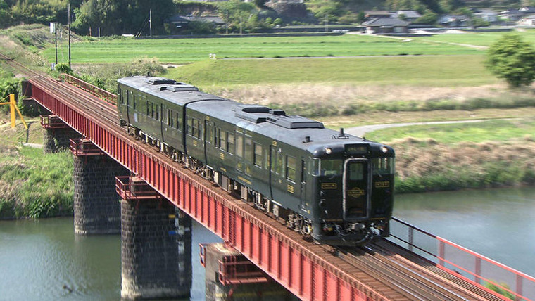 Train Cruise — s01e01 — A Century-Old Railway in Kyushu