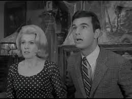 The Munsters — s01e31 — Love Comes to Mockingbird Heights