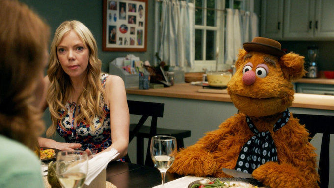 The Muppets — s01e01 — Pig Girls Don't Cry