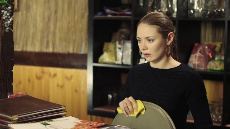 Полицейский участок — s01e13 — Кулон