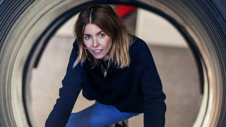 Stacey Dooley — s07 special-1 — Face to Face with Armageddon