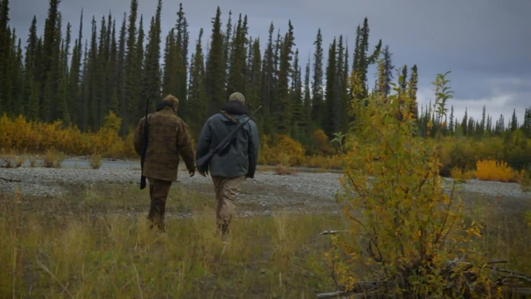 Последние жители Аляски — s04e01 — Hit The Ground Hunting