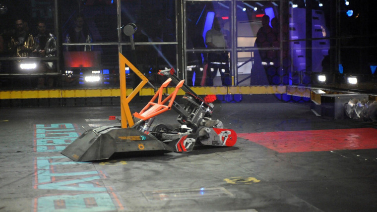 Битвы роботов — s01e02 — Crunch Time: Qualifying Round (2)