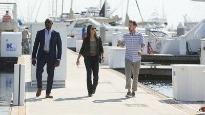 Rosewood — s01e18 — Thorax, Thrombosis and Threesomes