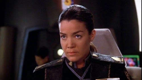 Babylon 5 — s04e19 — Between the Darkness and the Light