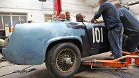 Car S.O.S — s03e01 — Stirling Moss Sprite Special