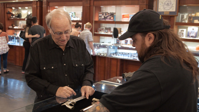 Pawn Stars — s14e15 — Lock Stock and Two Nickel Barrels