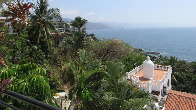 Mexico Life — s02e17 — Discovering the Paradise of Puerto Vallarta