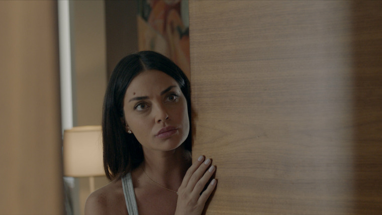 Hard Broken — s01e05 — Love on the 6th floor