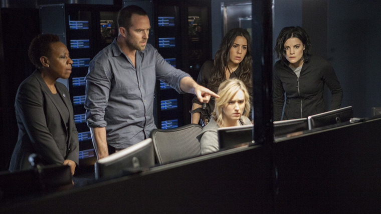 Blindspot — s01e21 — Of Whose Uneasy Route