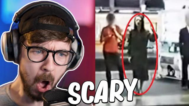 Jacksepticeye — s09e208 — Reacting To The Scariest Videos On The Internet #2
