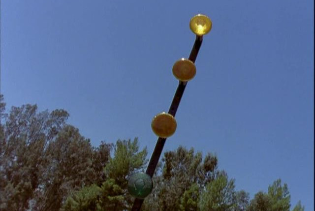 Могучие рейнджеры — s07e26 — Mean Wheels Mantis