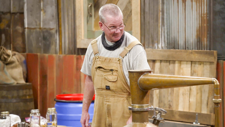 Moonshiners: Master Distiller — s04e06 — Firehouse Flameout