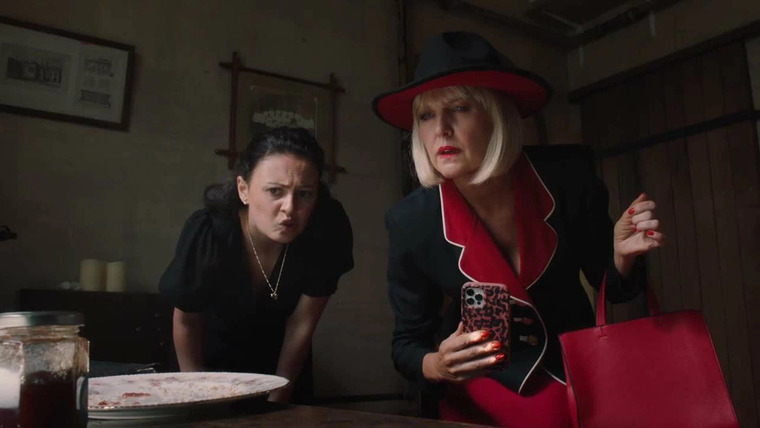 Агата Рэйзин — s04e05 — A Spoonful of Poison, Part 2
