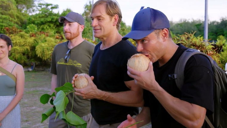Down to Earth with Zac Efron — s02e04 — Torres Strait