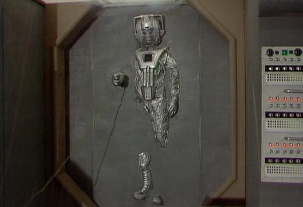Doctor Who — s19e21 — Earthshock, Part Three