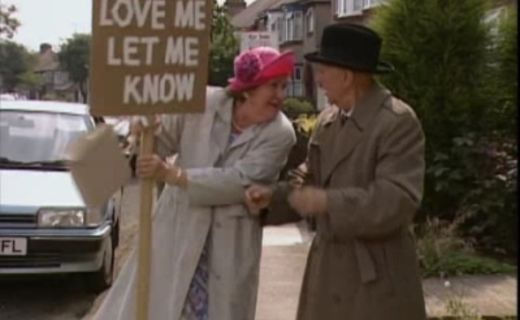Keeping Up Appearances — s03e06 — The Art Exhibition