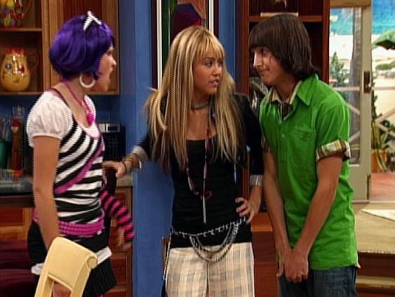 Hannah Montana — s02e14 — Everybody Was Best Friend Fighting