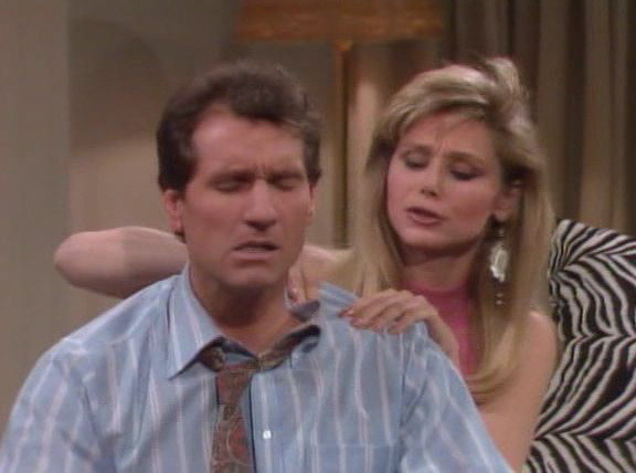 Married... with Children — s01e10 — Al Loses His Cherry