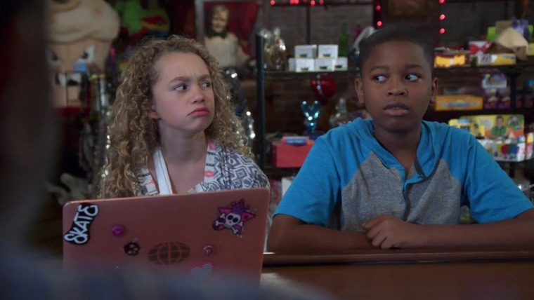 Walk the Prank — s01e19 — Up All-Nighter