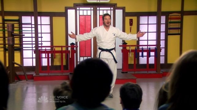 Parks and Recreation — s07e10 — The Johnny Karate Super Awesome Musical Explosion Show