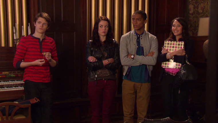 House of Anubis — s03e19 — House of History
